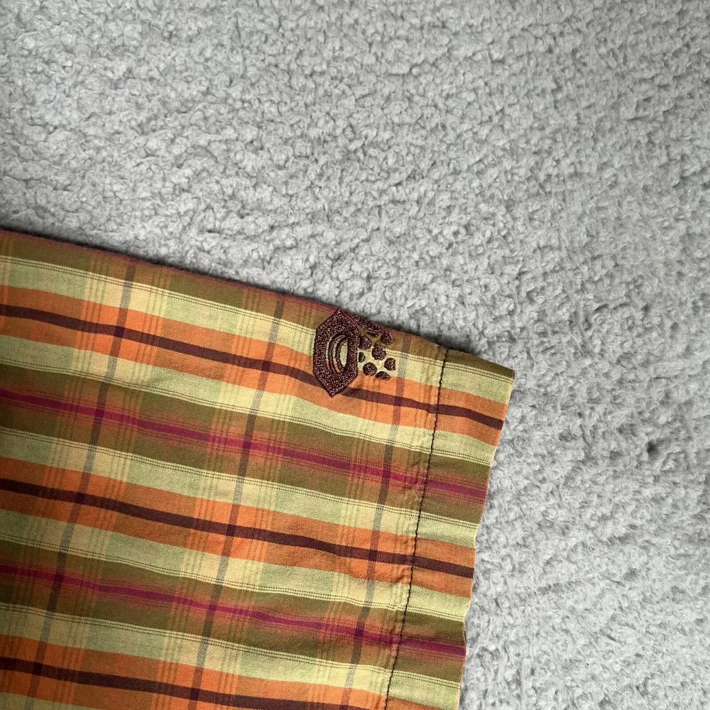 Mountain Hardwear‎ Shirt Mens XL Brown Outdoor Button Up Pocket Casual Preppy